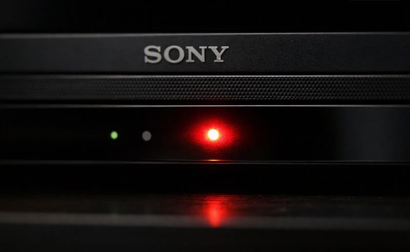Sony Bravia 8 II standby light close-up